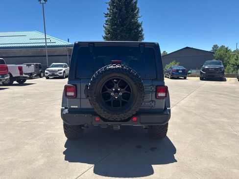 Used 2025 Jeep Wrangler Sport AWD/4WD image 6