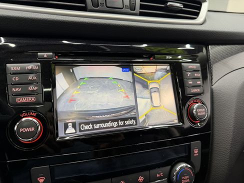 Used 2015 Nissan Rogue SL image 22