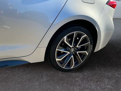 Used 2020 Toyota Corolla SE image 9