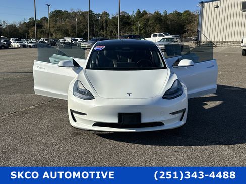 Used 2020 Tesla Model 3 Long Range image 30