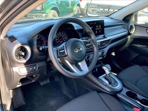 Used 2021 Kia Forte LXS FWD image 35