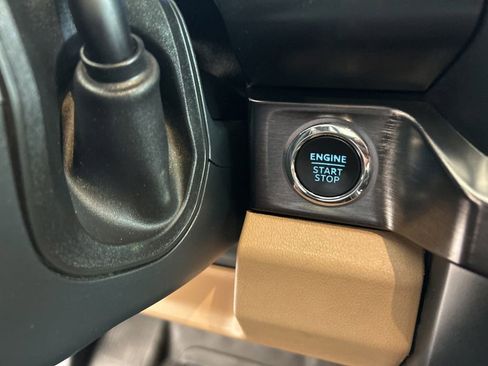 Used 2023 Ford F350 Lariat AWD/4WD image 53