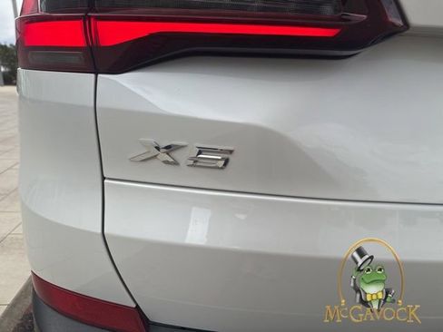 Used 2022 BMW X5 sDrive40i w/ Premium Package RWD image 7