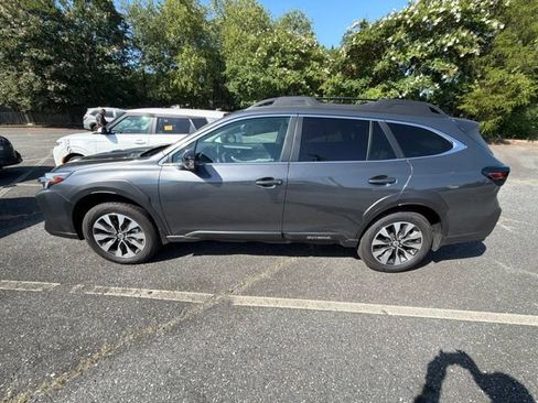 Certified 2025 Subaru Outback Limited AWD/4WD image 8