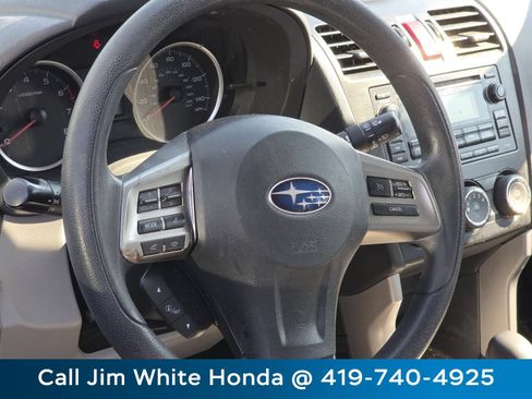 Used 2015 Subaru Forester 2.5i Premium w/ All-Weather Package AWD/4WD image 18