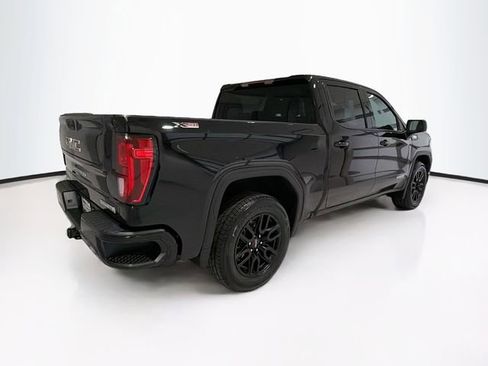 Used 2022 GMC Sierra 1500 Elevation w/ X31 Off-Road Package AWD/4WD image 7
