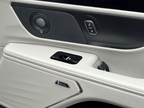 New 2026 Lincoln Nautilus Premier w/ Equipment Group 102A image 7