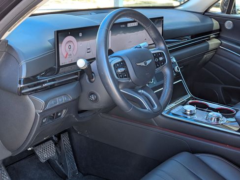 Used 2025 Genesis GV80 2.5T Standard image 13