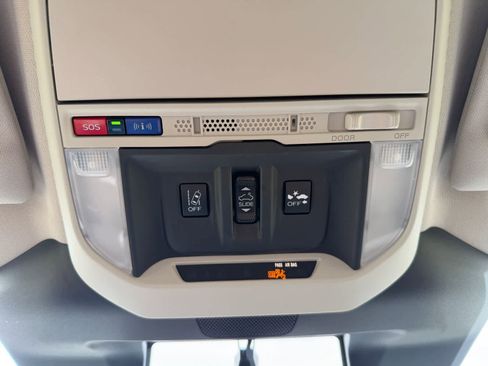 Used 2024 Subaru Forester Limited image 30