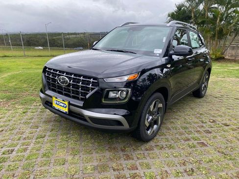 New 2026 Hyundai Venue SEL image 3