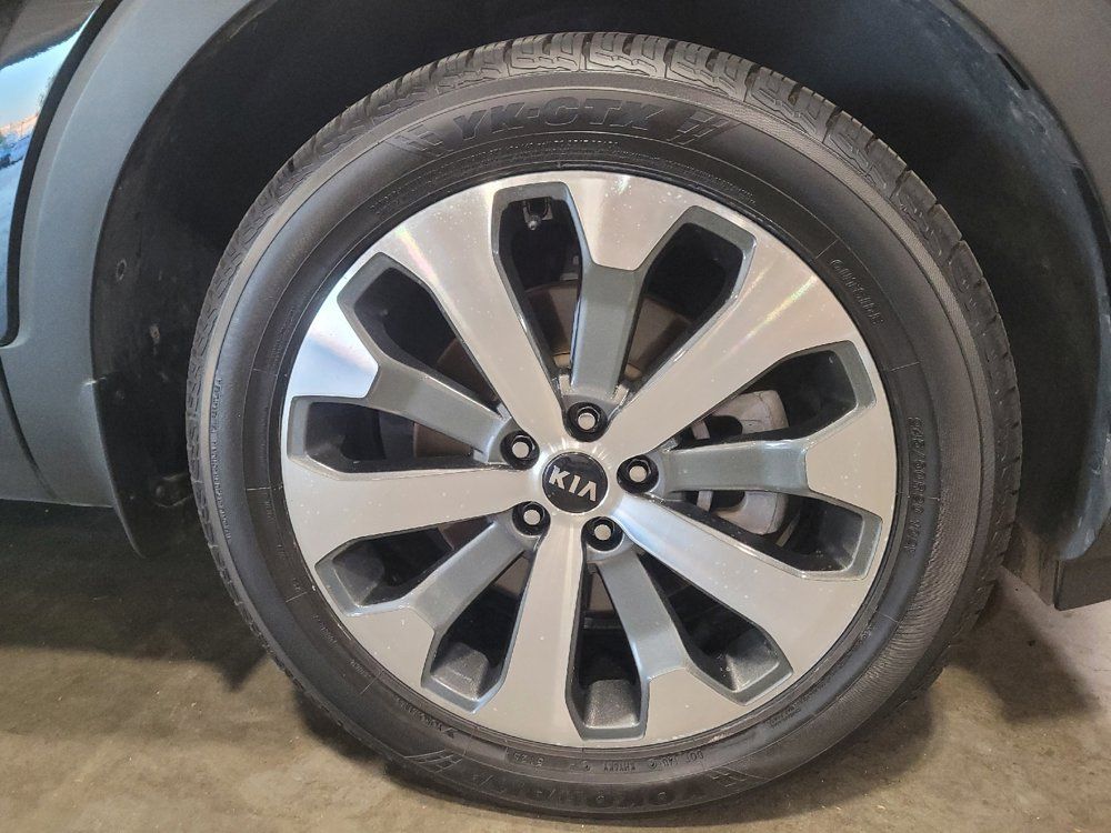 Used 2021 Kia Telluride S FWD image 31