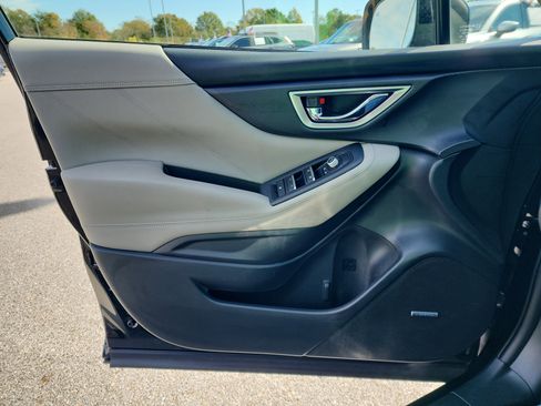 Used 2020 Subaru Forester Limited w/ Popular Package #3 image 17