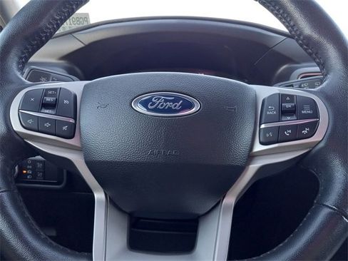 Used 2023 Ford Explorer XLT w/ Equipment Group 202A image 19