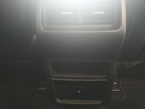 Used 2023 Ford Edge SEL AWD/4WD image 35