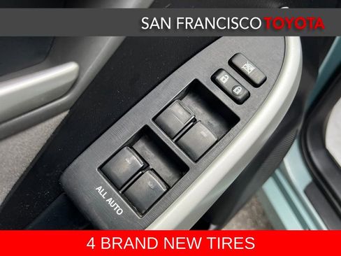 Used 2012 Toyota Prius Three FWD image 32