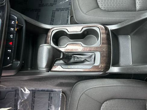 Used 2020 GMC Canyon SLE w/ Driver Alert Package image 19