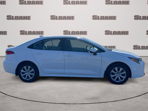 Certified 2022 Toyota Corolla LE image 6