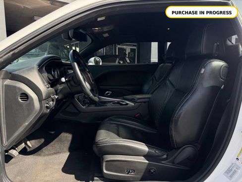 Used 2015 Dodge Challenger SXT RWD image 23