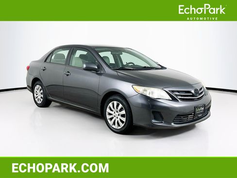 Used 2013 Toyota Corolla LE image 1