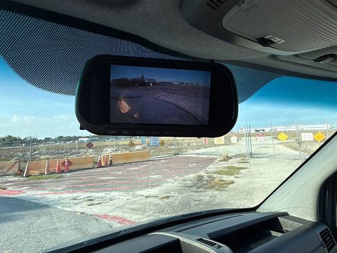 Used 2018 Mercedes-Benz Sprinter 2500 image 13