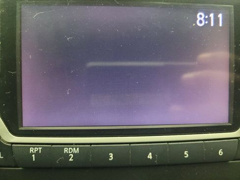 Used 2018 Nissan Frontier SV w/ Value Truck Package RWD image 23