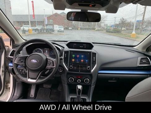 Used 2019 Subaru Crosstrek Hybrid w/ Moonroof Package w/Navigation image 16