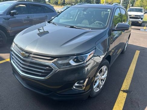 Certified 2019 Chevrolet Equinox LT FWD image 2