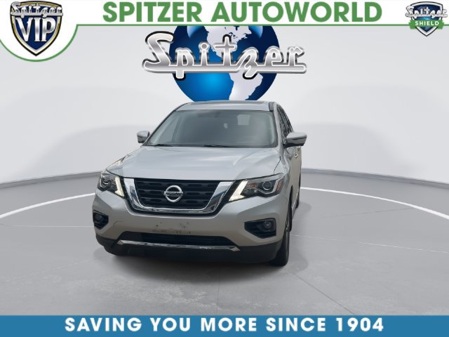 Used 2018 Nissan Pathfinder Platinum AWD/4WD image 5