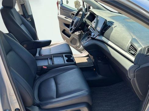 Used 2025 Honda Odyssey EX-L image 16