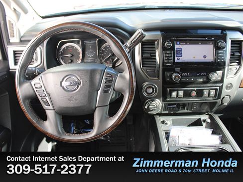 Used 2017 Nissan Titan Platinum Reserve image 11