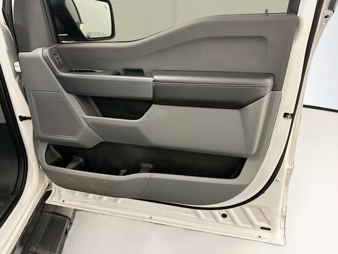 Used 2021 Ford F150 XLT AWD/4WD image 32