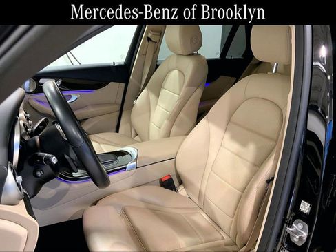 Used 2020 Mercedes-Benz GLC 300 4MATIC image 7