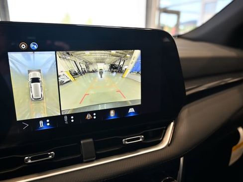 New 2026 Chevrolet Equinox LT w/ Safety and Technology Package FWD image 16