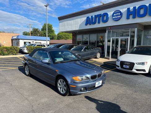 Used 2004 BMW 325Ci Convertible RWD image 2