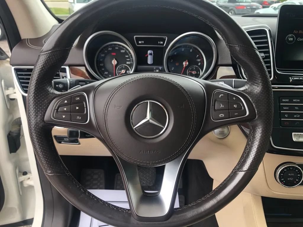 Used 2018 Mercedes-Benz GLS 450 4MATIC image 29