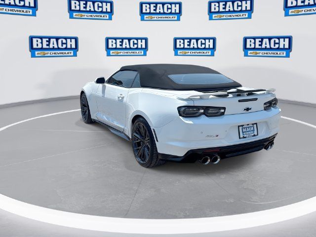 Used 2022 Chevrolet Camaro ZL1 RWD image 6