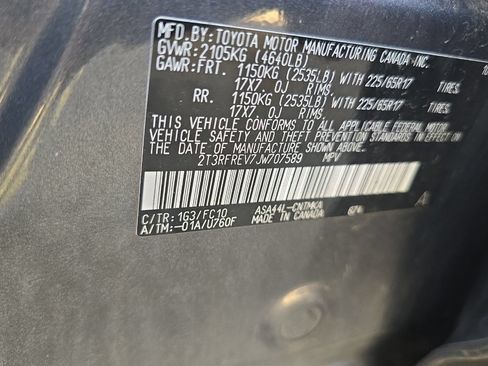 Used 2018 Toyota RAV4 XLE AWD/4WD image 24