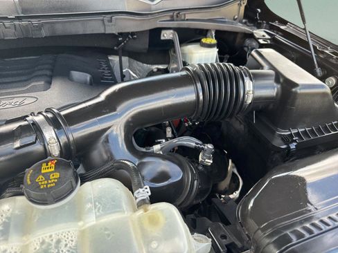 Used 2022 Ford F150 Lariat image 39