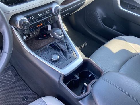 Used 2023 Toyota RAV4 Limited AWD/4WD image 24
