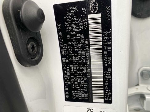 Used 2024 Toyota Camry SE image 32