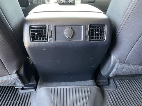 Used 2020 Toyota Tundra SR5 w/ SR5 Upgrade Package AWD/4WD image 41