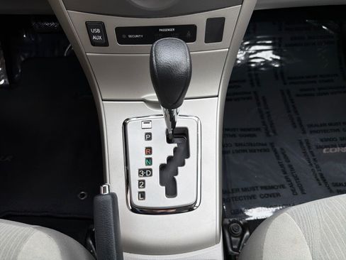 Used 2012 Toyota Corolla LE FWD image 17