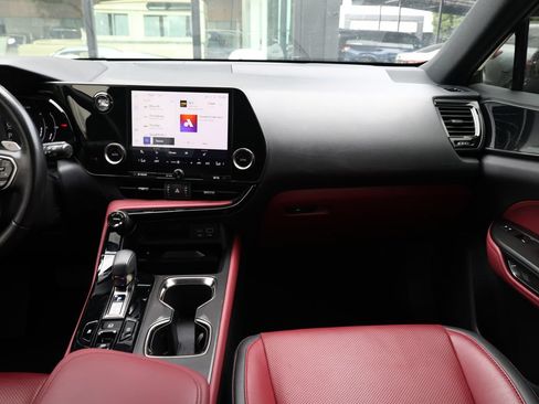 Used 2025 Lexus NX 250 FWD w/ Accessory Package (K3) image 23