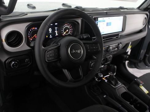 New 2026 Jeep Gladiator Willys image 8