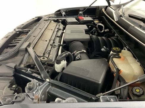 Certified 2022 Chevrolet Silverado 1500 RST image 19