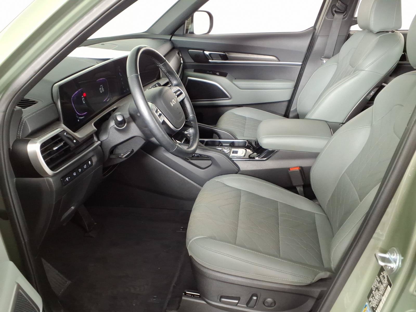 Used 2024 Kia Telluride EX X-Line AWD/4WD image 19