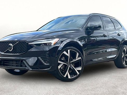 New 2026 Volvo XC60 T8 Ultra w/ Climate Package AWD/4WD image 2