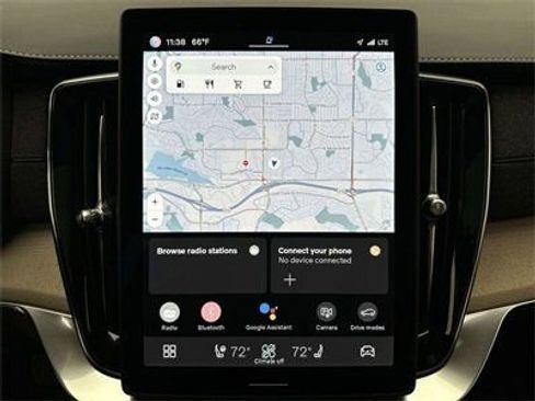 Certified 2025 Volvo XC90 B6 Plus w/ Protection Package Premier image 16