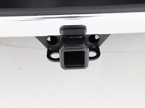 Used 2023 GMC Sierra 1500 SLT w/ X31 Off-Road Package image 9