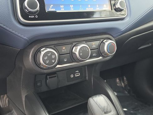 Used 2023 Nissan Versa SV FWD image 25